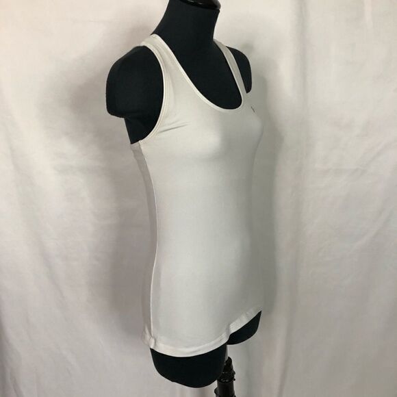 Under Armour Heat Gear Tank - Women’s SM - Picture 2 of 6